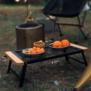 Outdoor camping folding table Solid wood egg roll iron mesh picnic table 